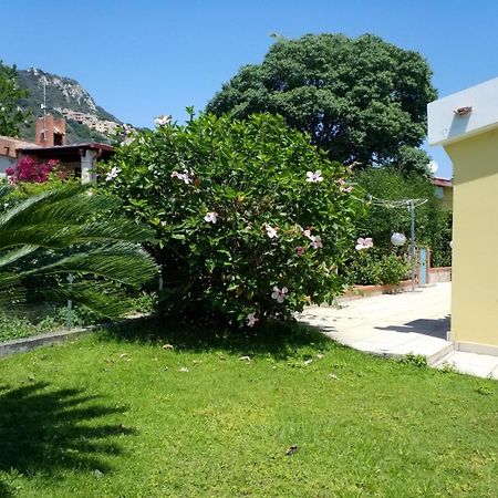 Villa Azzurra Nel Centro Di Costa Rei Buitenkant foto