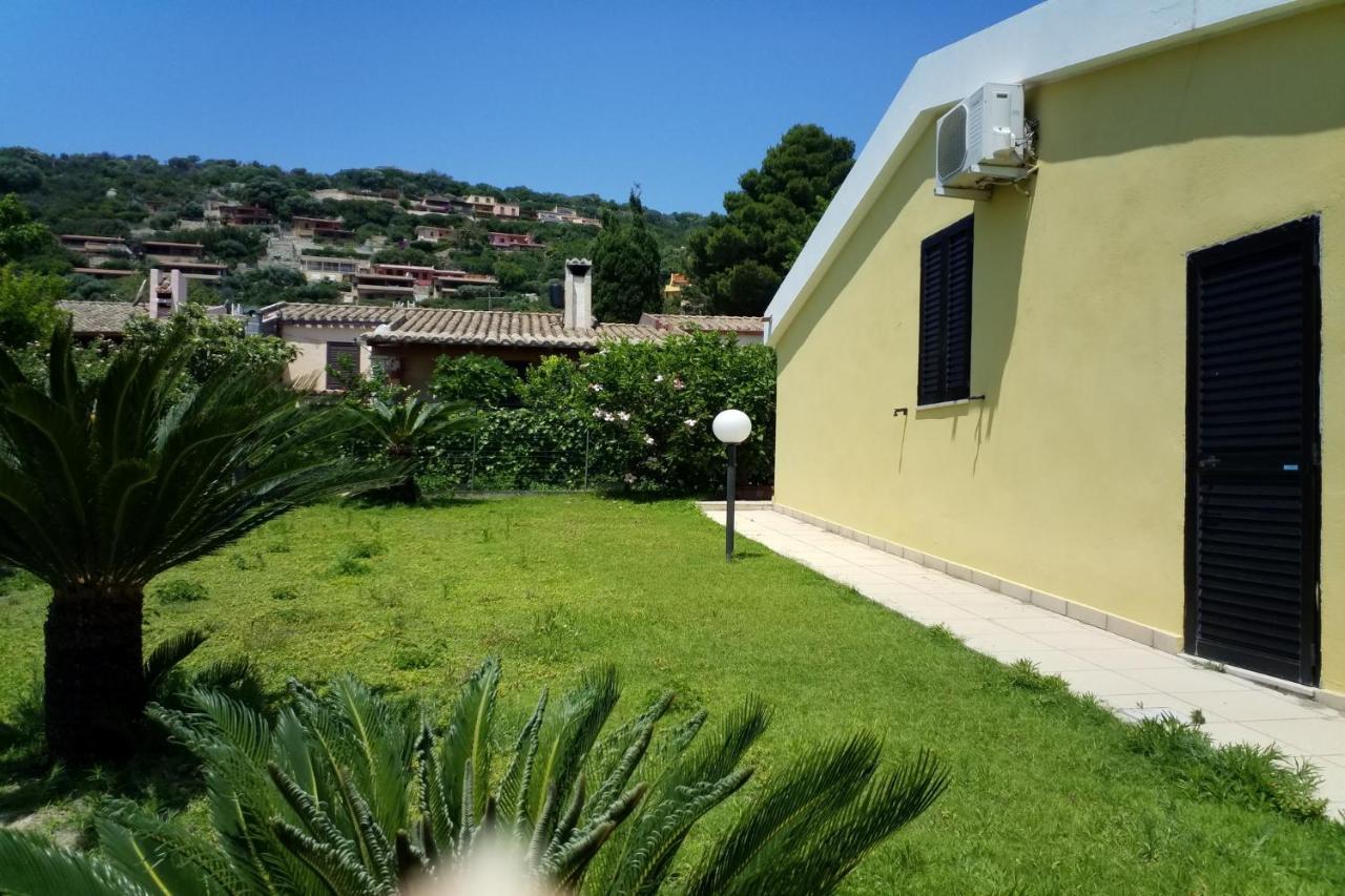 Villa Azzurra Nel Centro Di Costa Rei Buitenkant foto