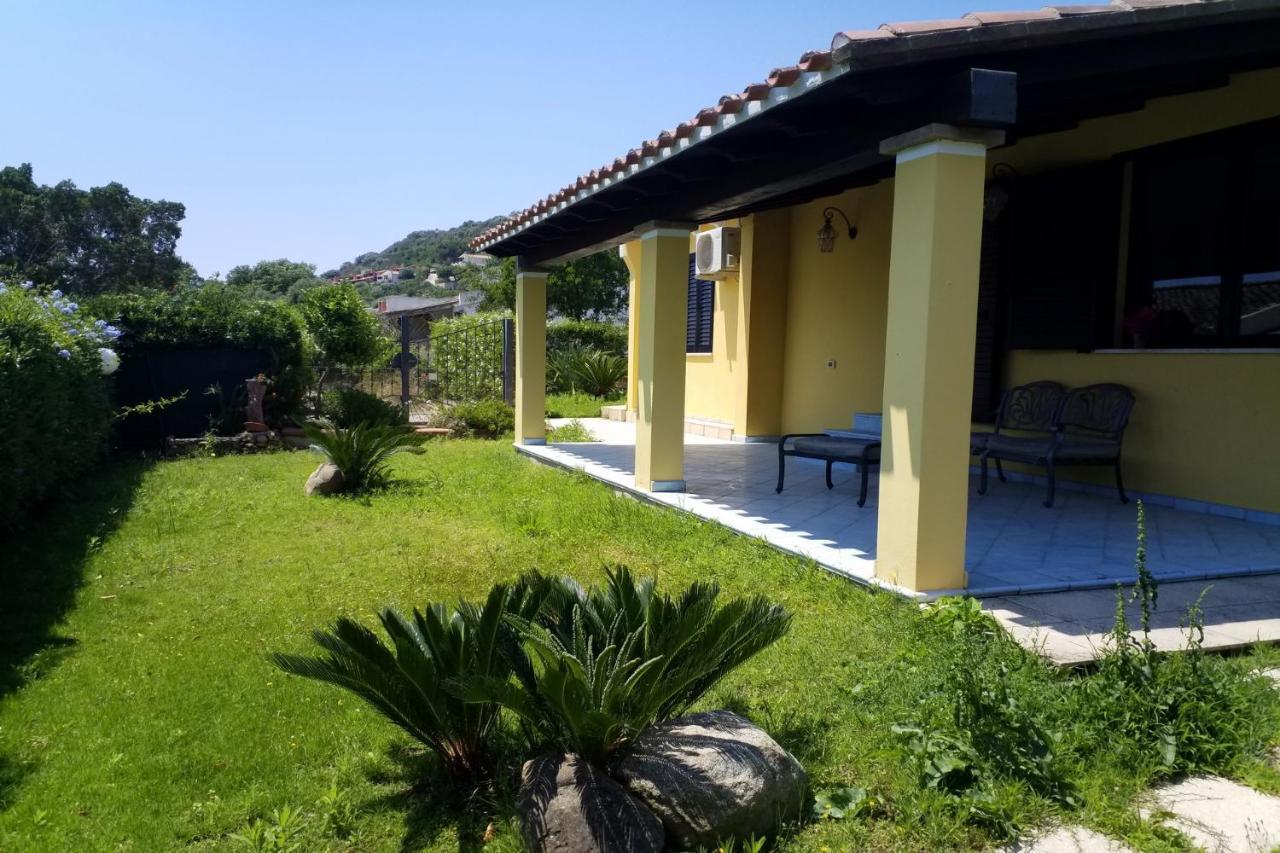 Villa Azzurra Nel Centro Di Costa Rei Buitenkant foto