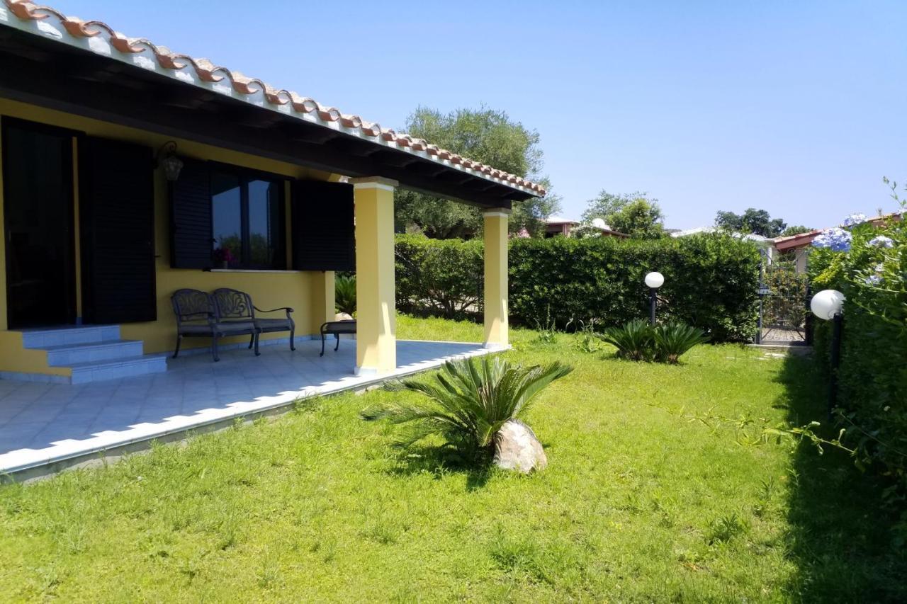 Villa Azzurra Nel Centro Di Costa Rei Buitenkant foto