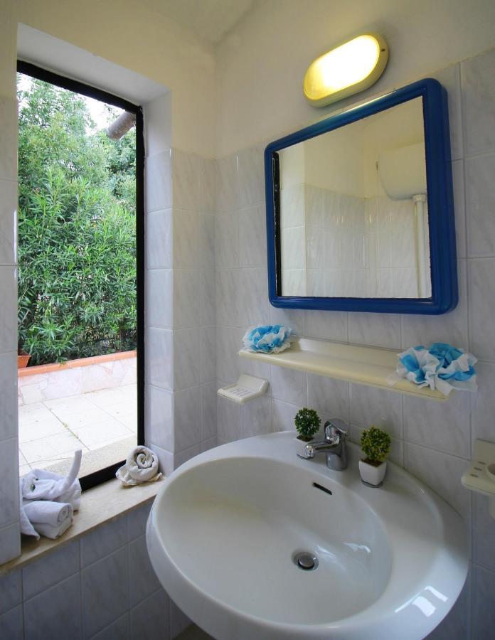 Villa Azzurra Nel Centro Di Costa Rei Buitenkant foto